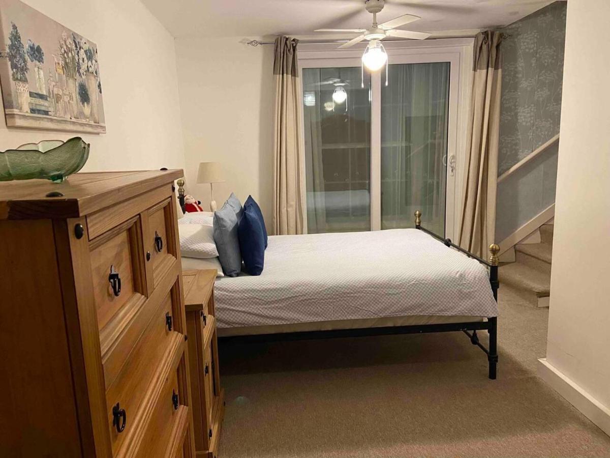 Stunning Sea Views From Apartment In Weymouth Exterior photo