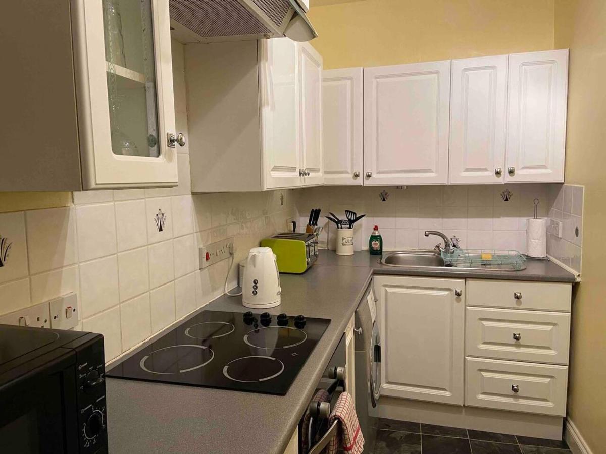 Stunning Sea Views From Apartment In Weymouth Exterior photo