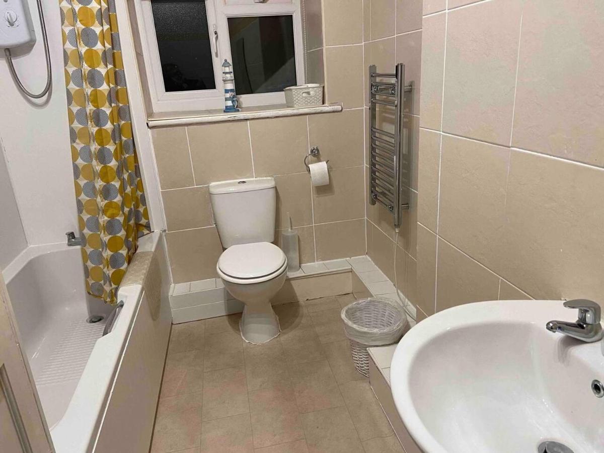 Stunning Sea Views From Apartment In Weymouth Exterior photo